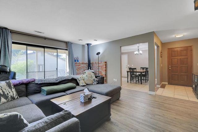 14673 Nutmeg Ct, Penn Valley, CA 95946