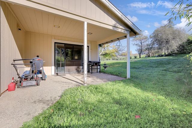 14673 Nutmeg Ct, Penn Valley, CA 95946