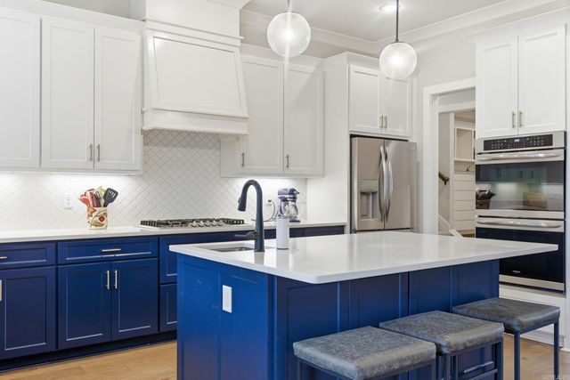 877 Belle Grove Loop, Benton, AR 72019