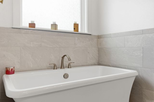 877 Belle Grove Loop, Benton, AR 72019