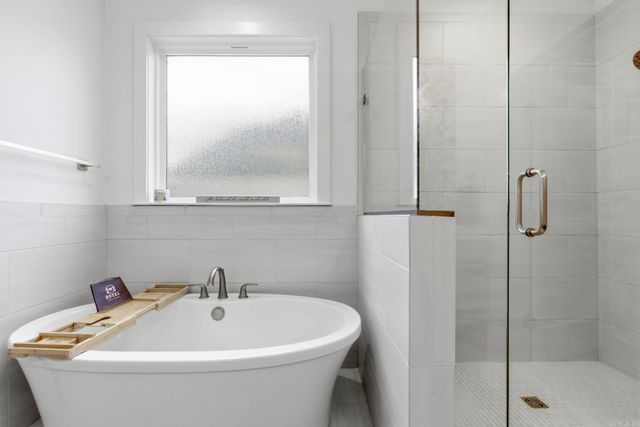 877 Belle Grove Loop, Benton, AR 72019