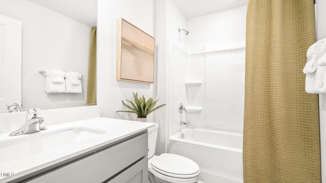 180 Carriedelle Lane, Wilsons Mills, NC 27520