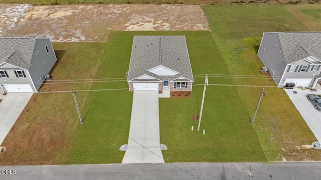 180 Carriedelle Lane, Wilsons Mills, NC 27520