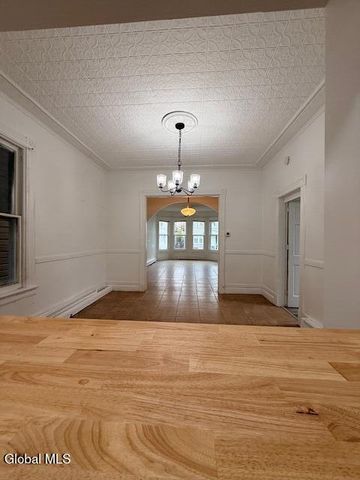 146 6th Avenue, Troy, NY 12180