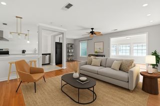 2824 Briarhurst Drive 14, Houston, TX 77057