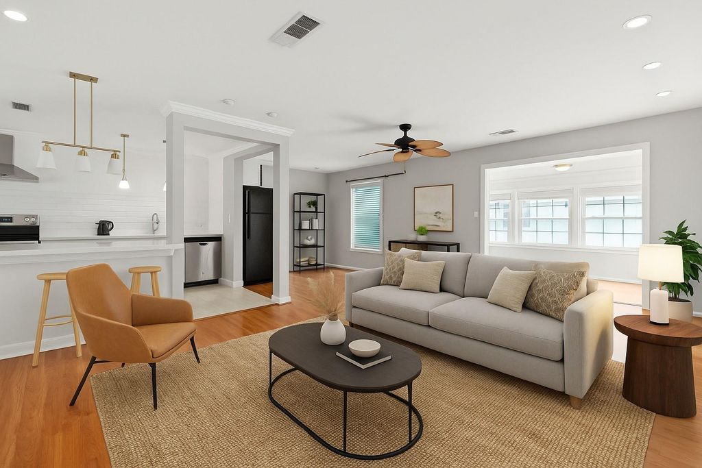 2824 Briarhurst Drive 14, Houston, TX 77057