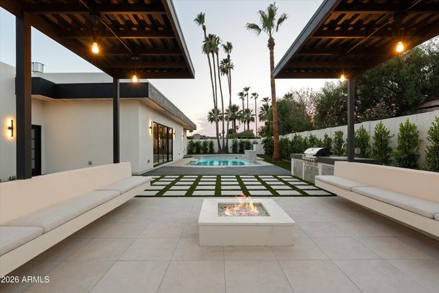 6648 E PERSHING Avenue, Scottsdale, AZ 85254