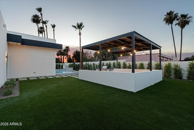 6648 E PERSHING Avenue, Scottsdale, AZ 85254