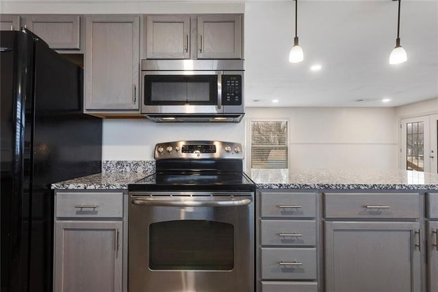 200 Lakecrest Boulevard, Rushville, MO 64484