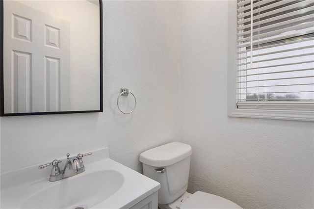 200 Lakecrest Boulevard, Rushville, MO 64484