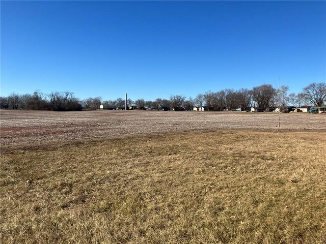 200 Lakecrest Boulevard, Rushville, MO 64484