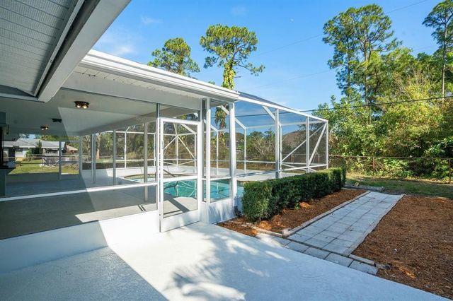 210 SE Crosspoint Drive, Port St. Lucie, Port St Lucie, FL 34983