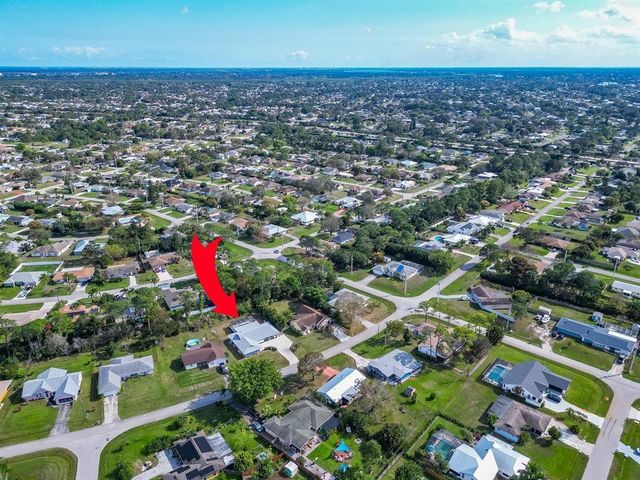210 SE Crosspoint Drive, Port St. Lucie, Port St Lucie, FL 34983