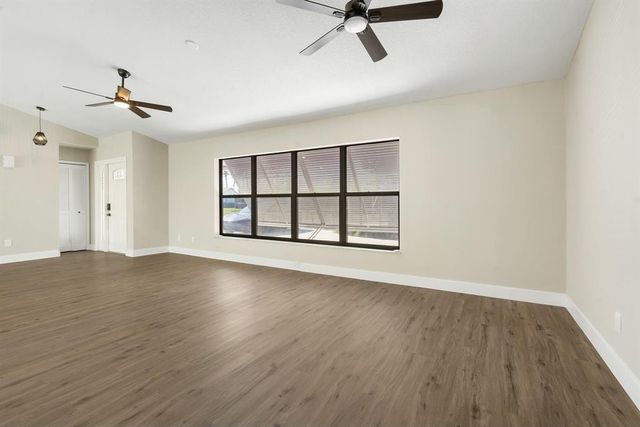 210 SE Crosspoint Drive, Port St. Lucie, Port St Lucie, FL 34983