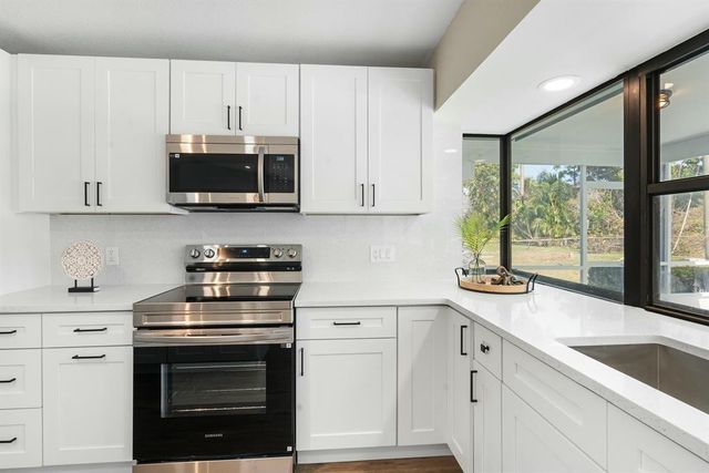 210 SE Crosspoint Drive, Port St. Lucie, Port St Lucie, FL 34983