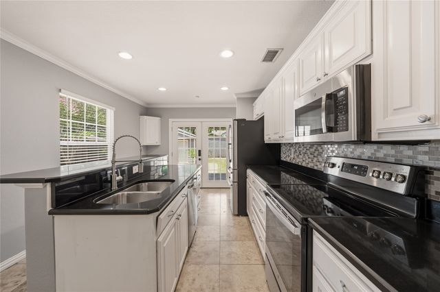 4424 Calmont Avenue, Fort Worth, TX 76107