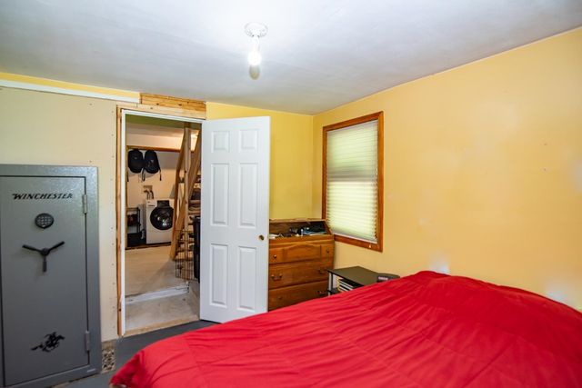 40 Brown Road, Deerfield, NH 03037