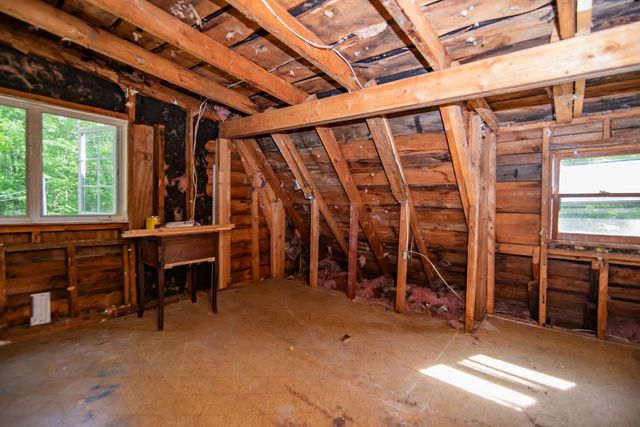 40 Brown Road, Deerfield, NH 03037