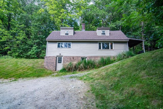 40 Brown Road, Deerfield, NH 03037