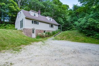 40 Brown Road, Deerfield, NH 03037