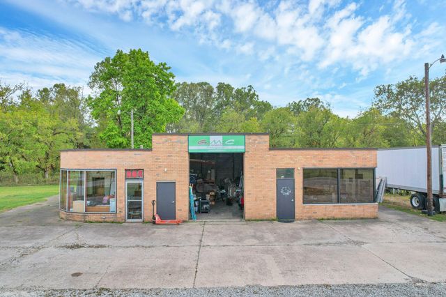 31199 Chieftain Drive, Logan, OH 43138
