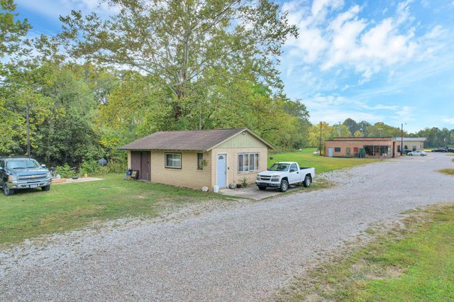31199 Chieftain Drive, Logan, OH 43138