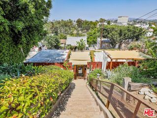 1016 Laguna Avenue, Los Angeles, CA 90026