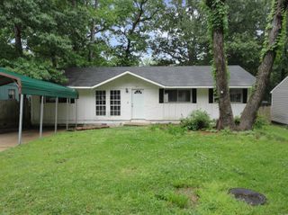 815 Desoto Place, Benton, AR 72015