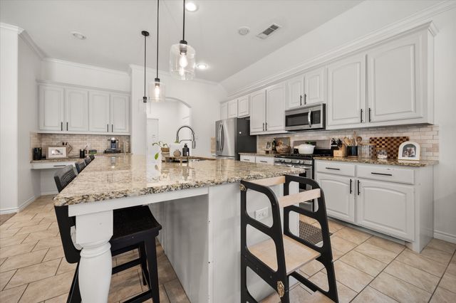 441 Corriente Trail, Azle, TX 76020