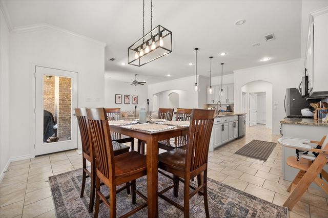 441 Corriente Trail, Azle, TX 76020