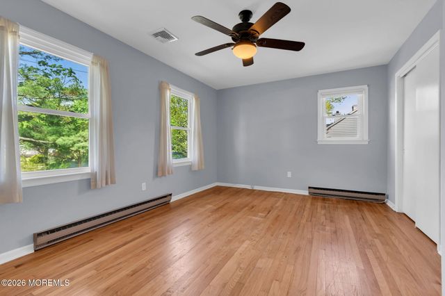 46 Balloch Place, Red Bank, NJ 07701