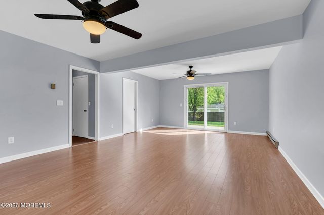 46 Balloch Place, Red Bank, NJ 07701