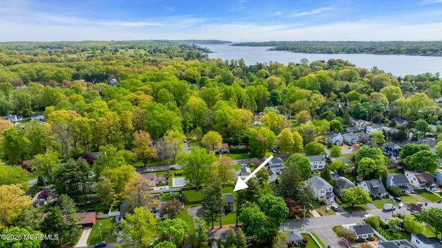 46 Balloch Place, Red Bank, NJ 07701