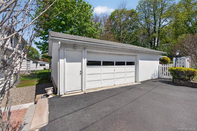 82 California Avenue, Middletown, NY 10940