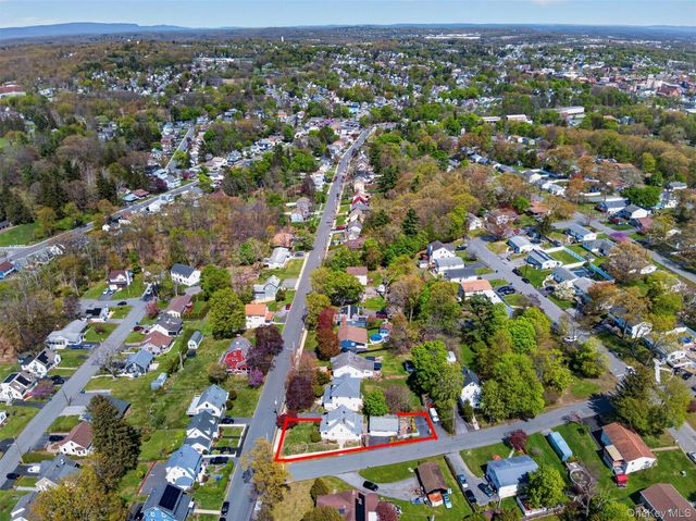 82 California Avenue, Middletown, NY 10940