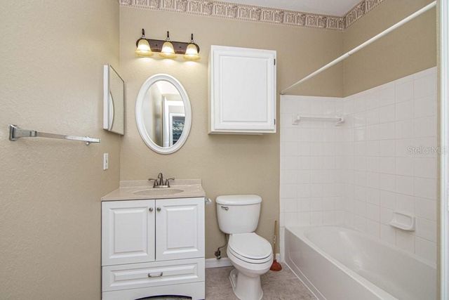 5713 LEGACY CRESCENT PLACE 101, Riverview, FL 33578