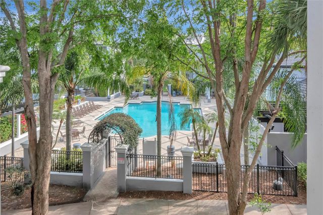 5713 LEGACY CRESCENT PLACE 101, Riverview, FL 33578