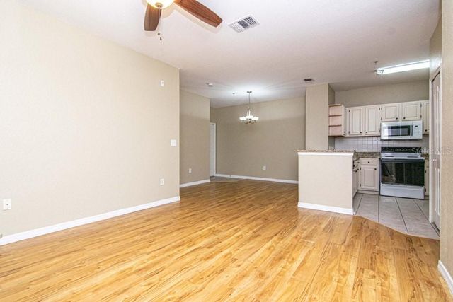 5713 LEGACY CRESCENT PLACE 101, Riverview, FL 33578