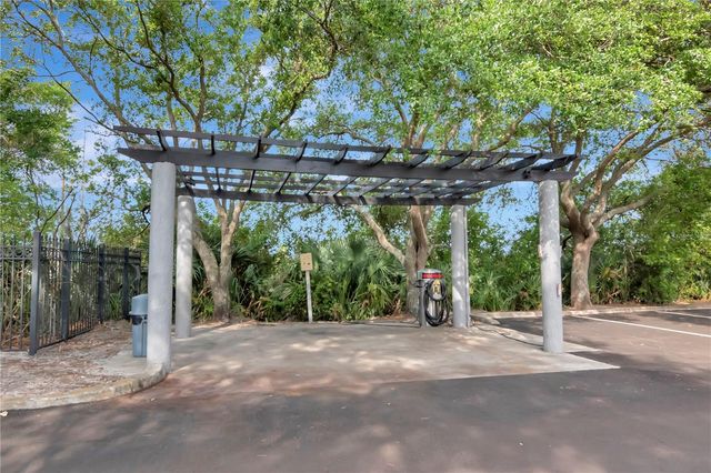5713 LEGACY CRESCENT PLACE 101, Riverview, FL 33578