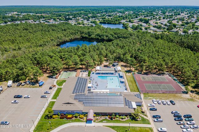 157 Cabrillo Boulevard, Toms River, NJ 08757