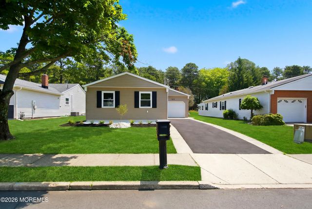 157 Cabrillo Boulevard, Toms River, NJ 08757