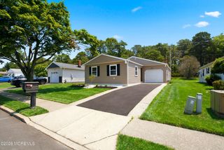 157 Cabrillo Boulevard, Toms River, NJ 08757