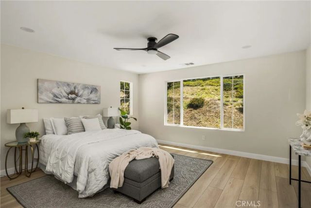 705 E Lemon Swirl, Azusa, CA 91702