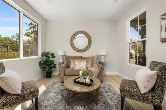 705 E Lemon Swirl, Azusa, CA 91702