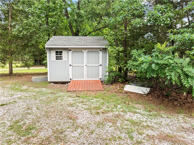 10310 Sutton Place, Harrison, AR 72601
