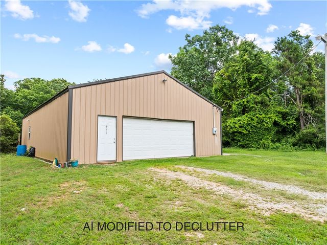 10310 Sutton Place, Harrison, AR 72601