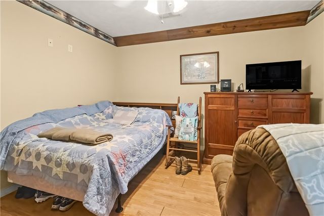 10310 Sutton Place, Harrison, AR 72601