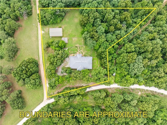 10310 Sutton Place, Harrison, AR 72601