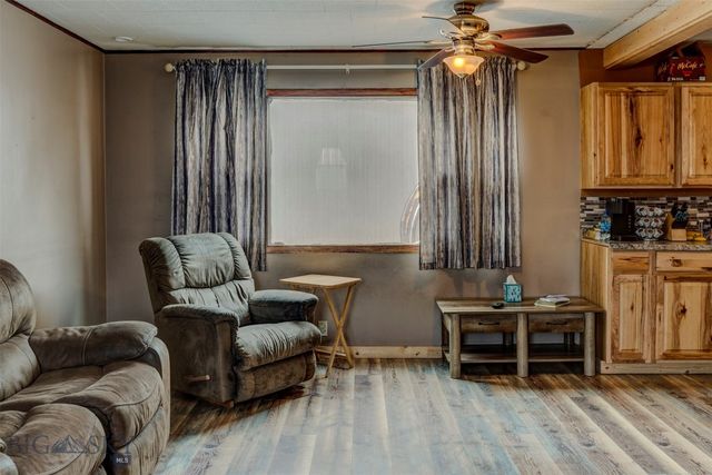 305 1st Avenue N, Clyde Park, MT 59018