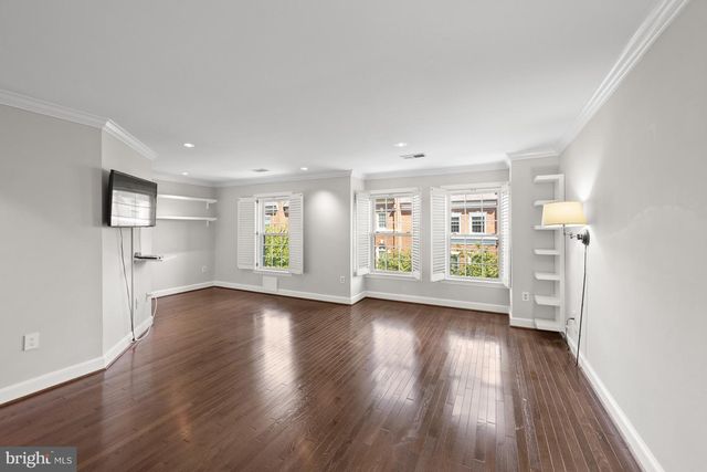 3545 WINFIELD LN NW, Washington, DC 20007